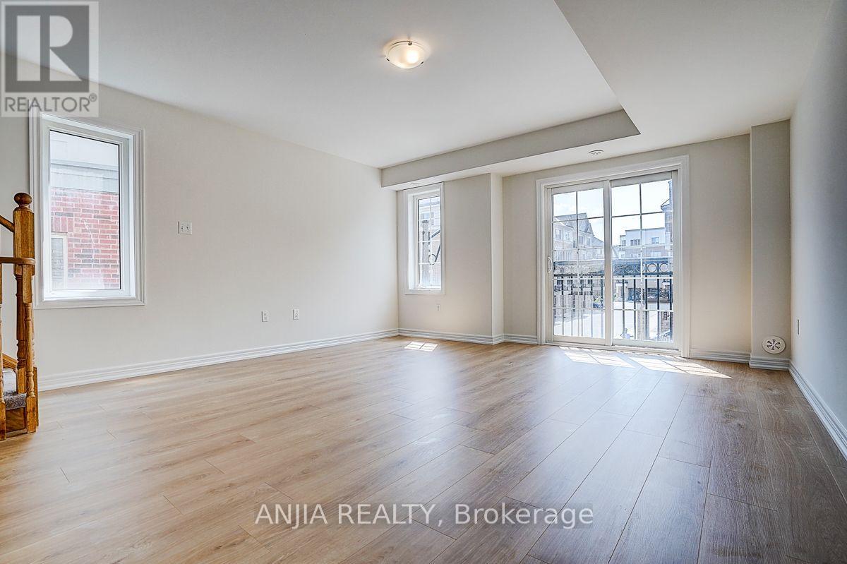 2641 Eaglesham Path, Oshawa, Ontario  L1L 0M7 - Photo 9 - E13670260