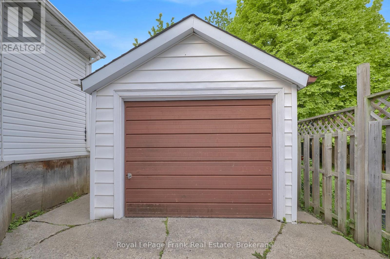 121 Cromwell Avenue, Oshawa, Ontario  L1J 4T5 - Photo 24 - E13670038