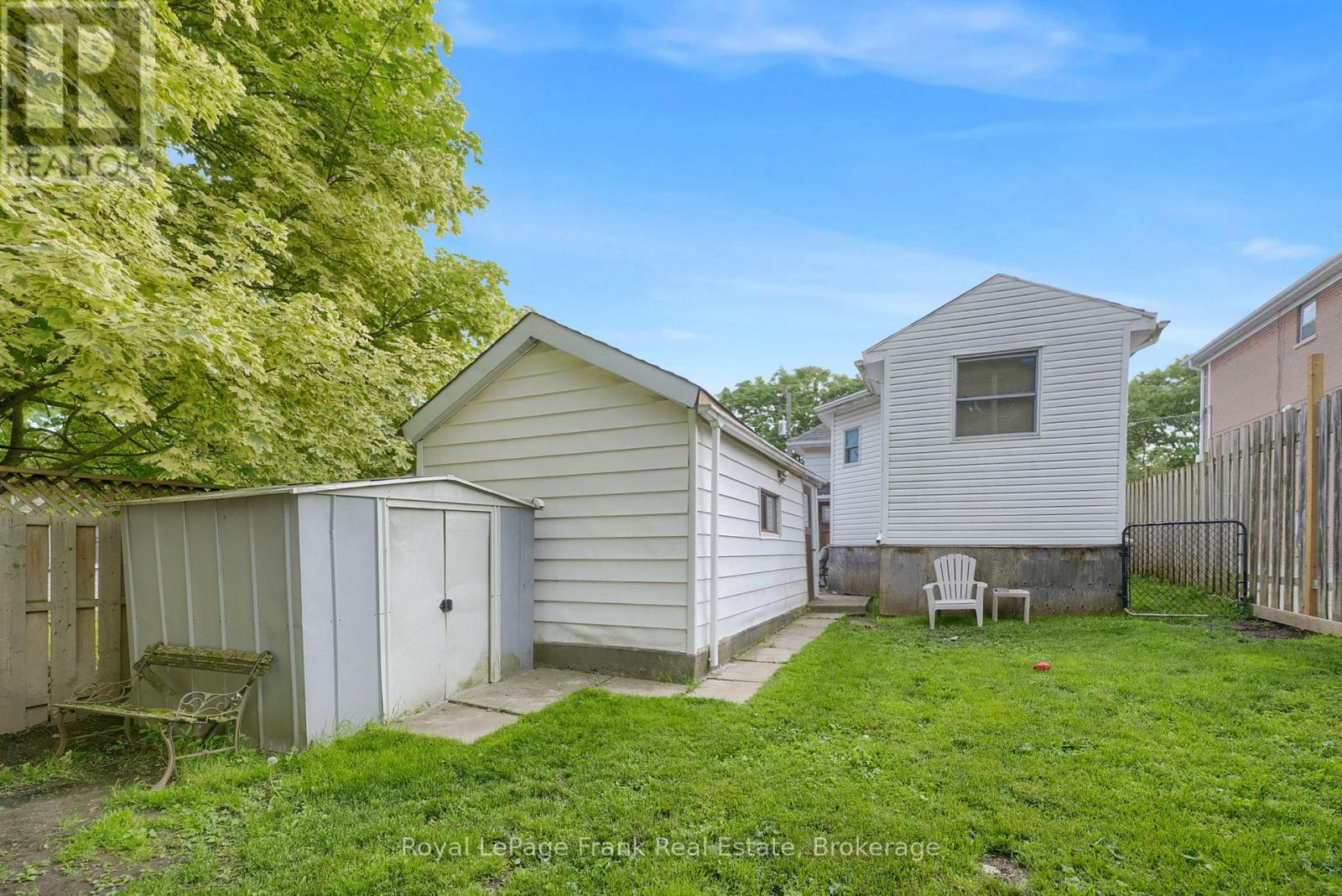121 Cromwell Avenue, Oshawa, Ontario  L1J 4T5 - Photo 23 - E13670038