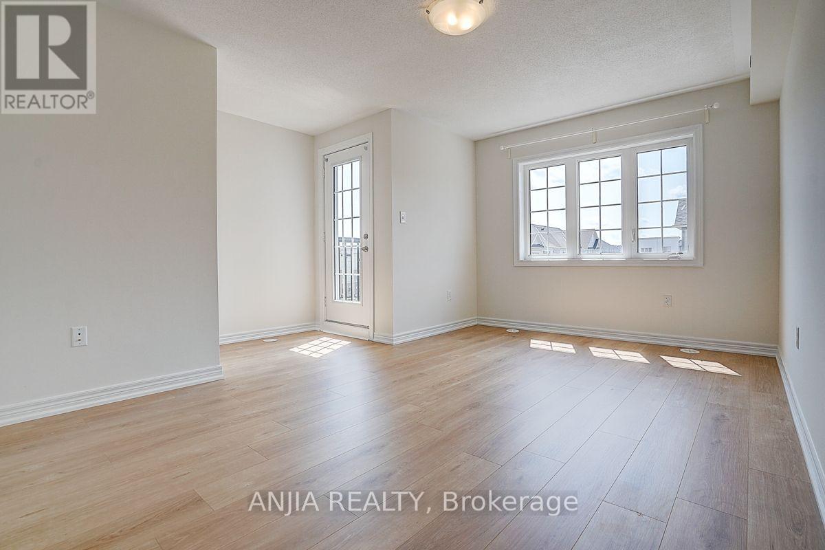 2641 Eaglesham Path, Oshawa, Ontario  L1L 0M7 - Photo 17 - E13670260