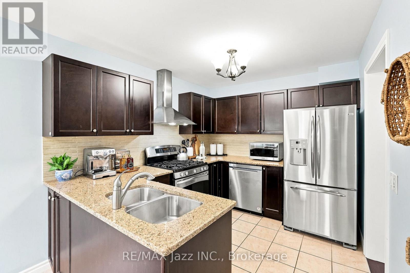 1333 Wadebridge Crescent, Oshawa, Ontario  L1K 3B2 - Photo 23 - E13671720