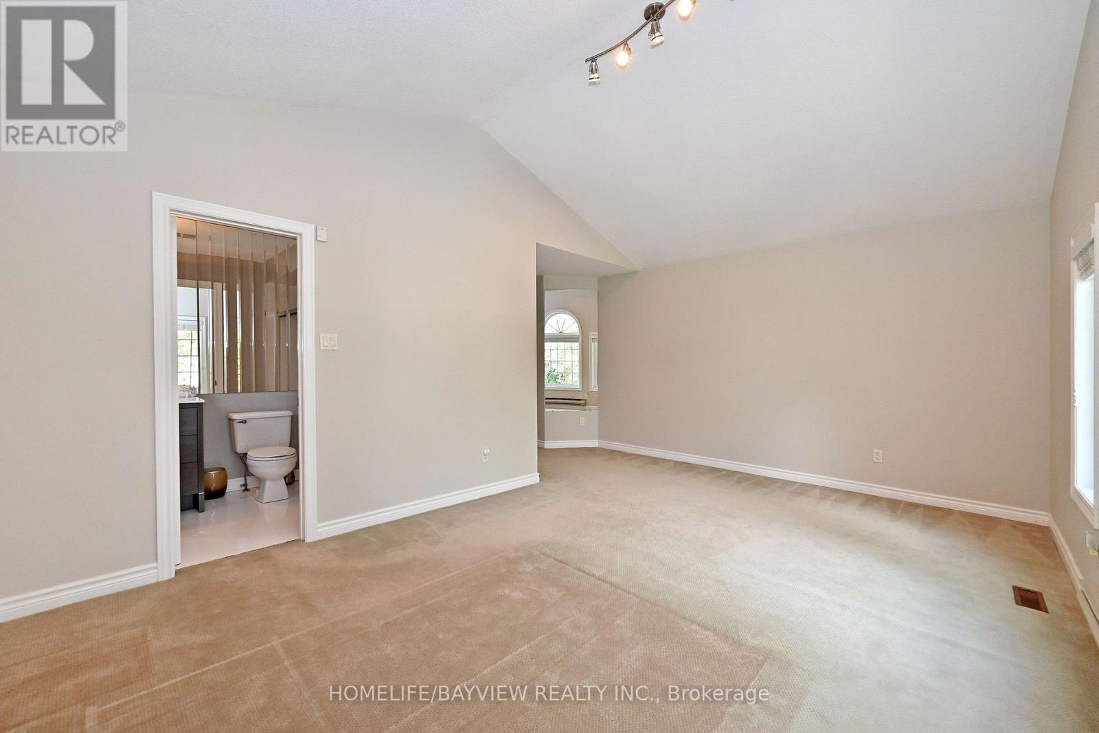 58 Thornbrook Court, Vaughan, Ontario  L4J 7X4 - Photo 37 - N13670198