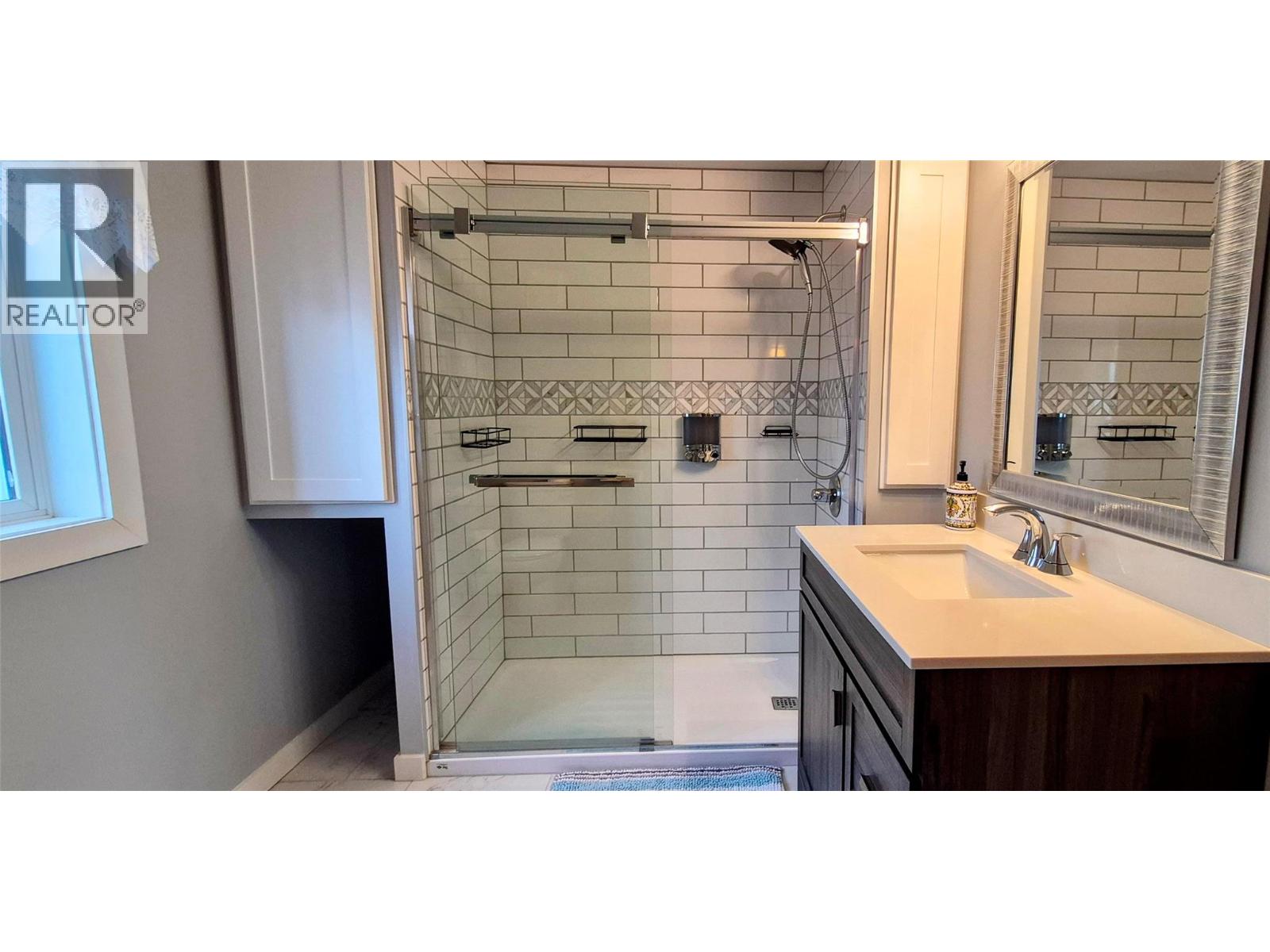 2321 Industrial Rd. 2 Road Unit# 2, Cranbrook, British Columbia V1C 6H3 - Photo 12 - 10397718