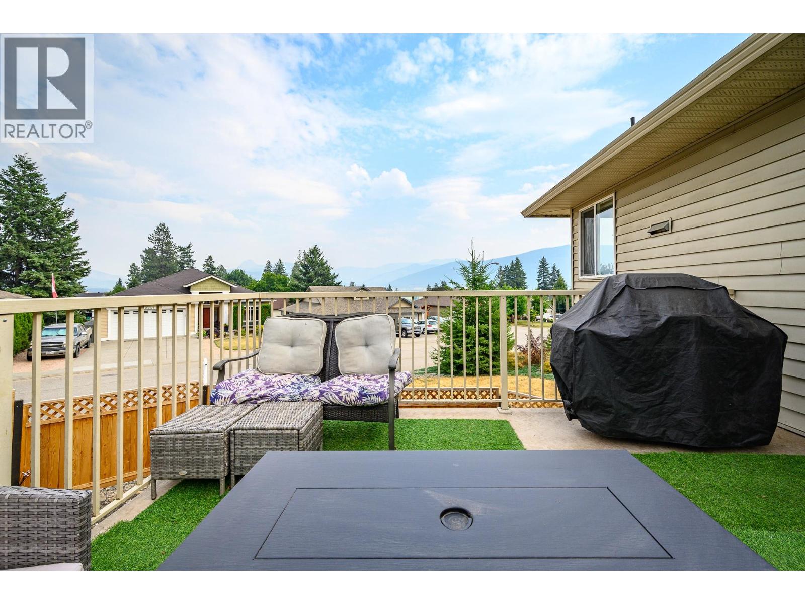 2040 Skyview Crescent, Lumby, British Columbia  V0E 2G0 - Photo 41 - 10397306