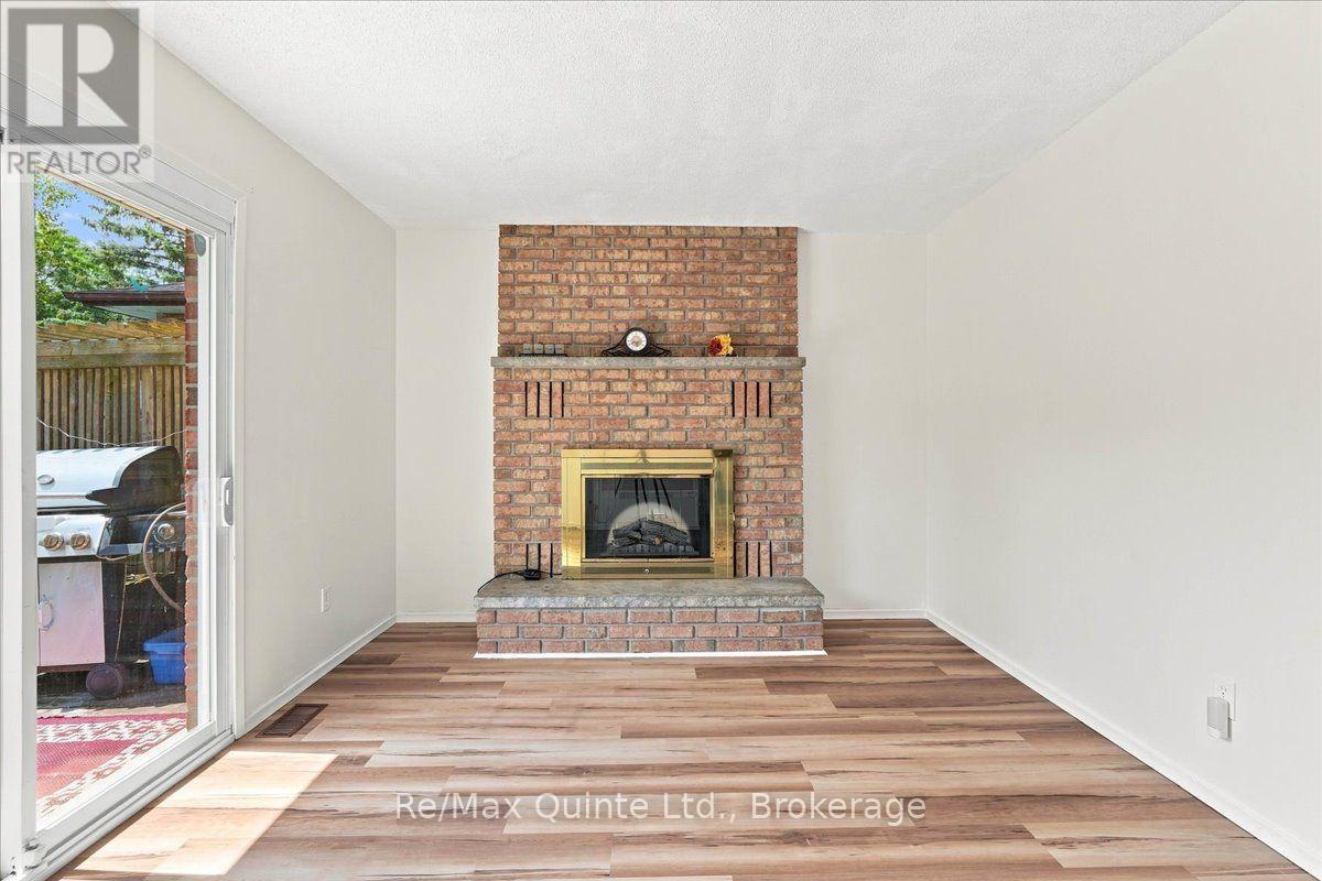 281 College Street W, Belleville, Ontario  K8P 4Z6 - Photo 13 - X13670208