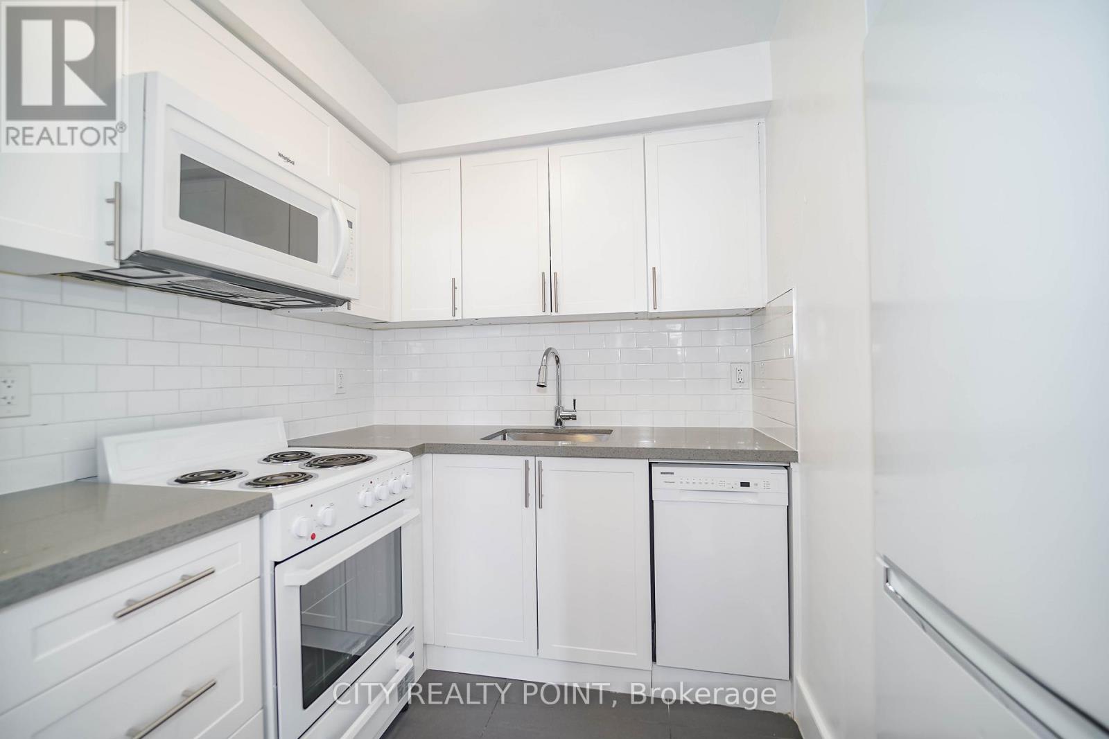 1204 - 55 Isabella Street, Toronto, Ontario  M4Y 1M8 - Photo 10 - C13670218