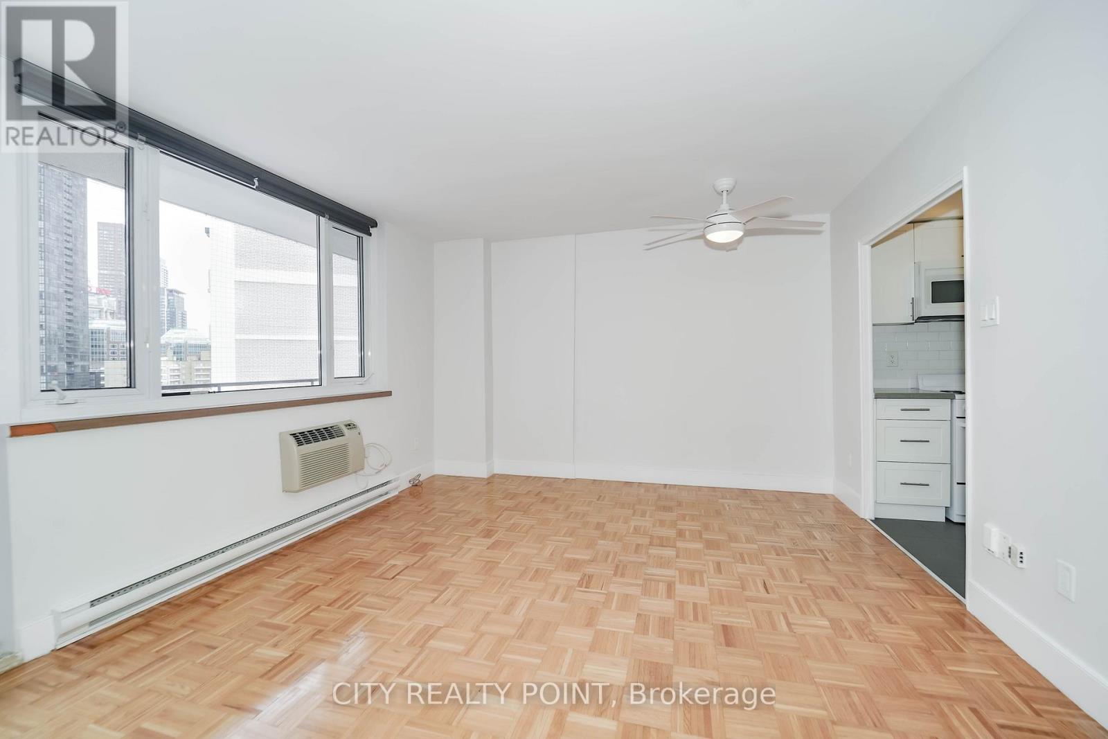 1204 - 55 Isabella Street, Toronto, Ontario  M4Y 1M8 - Photo 4 - C13670218
