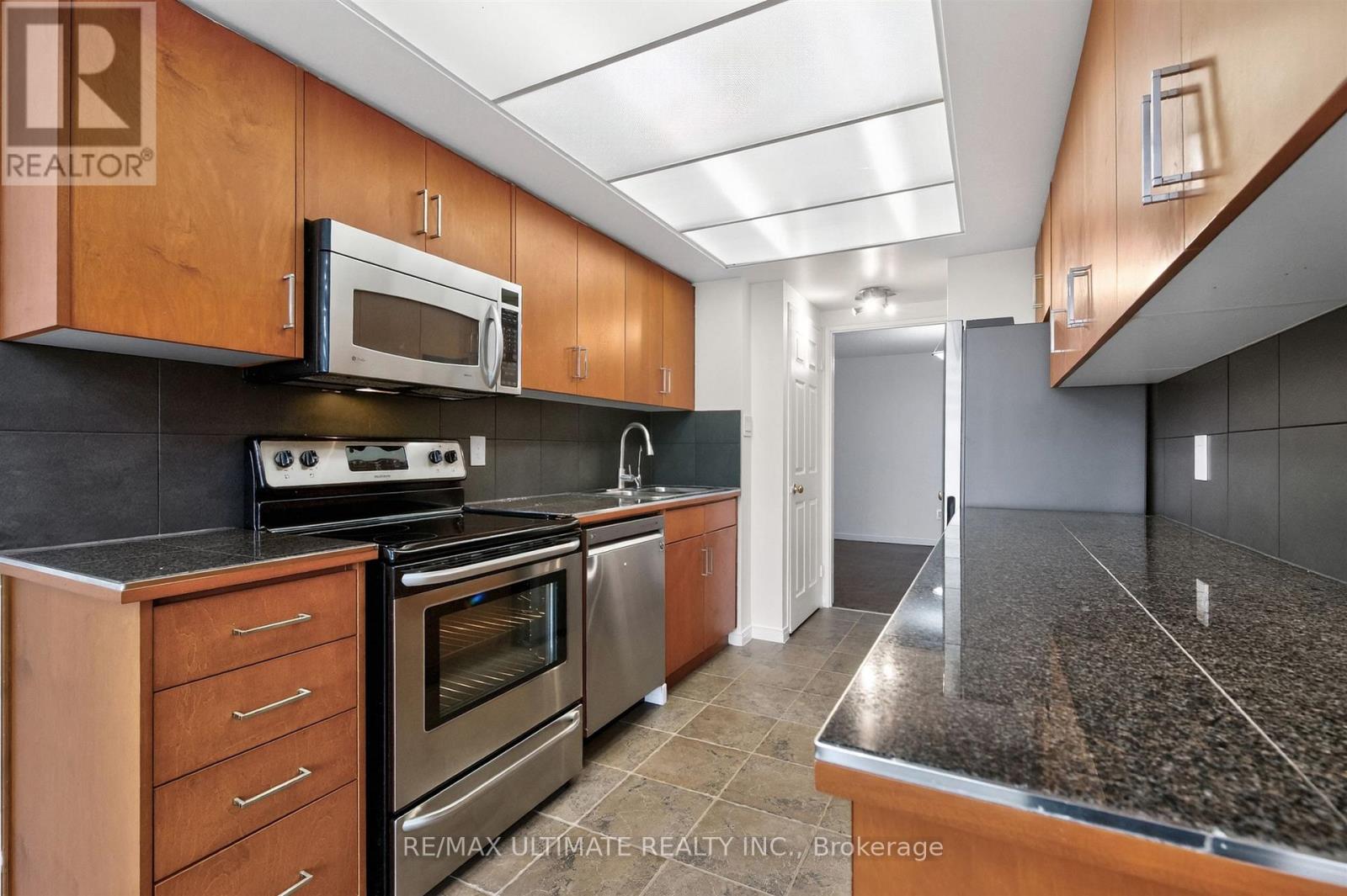 708 - 195 St Patrick Street, Toronto, Ontario  M5T 2Y8 - Photo 11 - C13670240