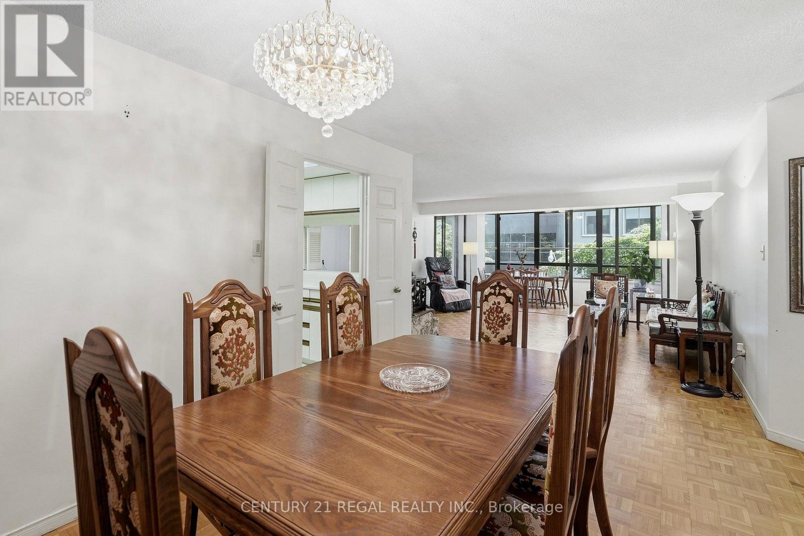 306 - 280 Simcoe Street, Toronto, Ontario  M5T 2Y5 - Photo 3 - C13670392