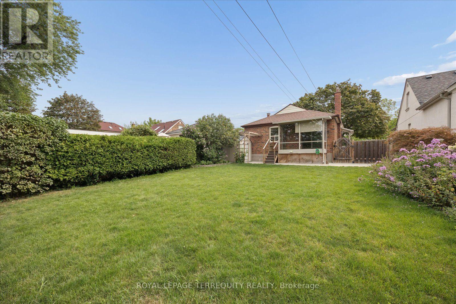 120 Ellington Drive, Toronto, Ontario  M1R 3Y3 - Photo 34 - E13670288