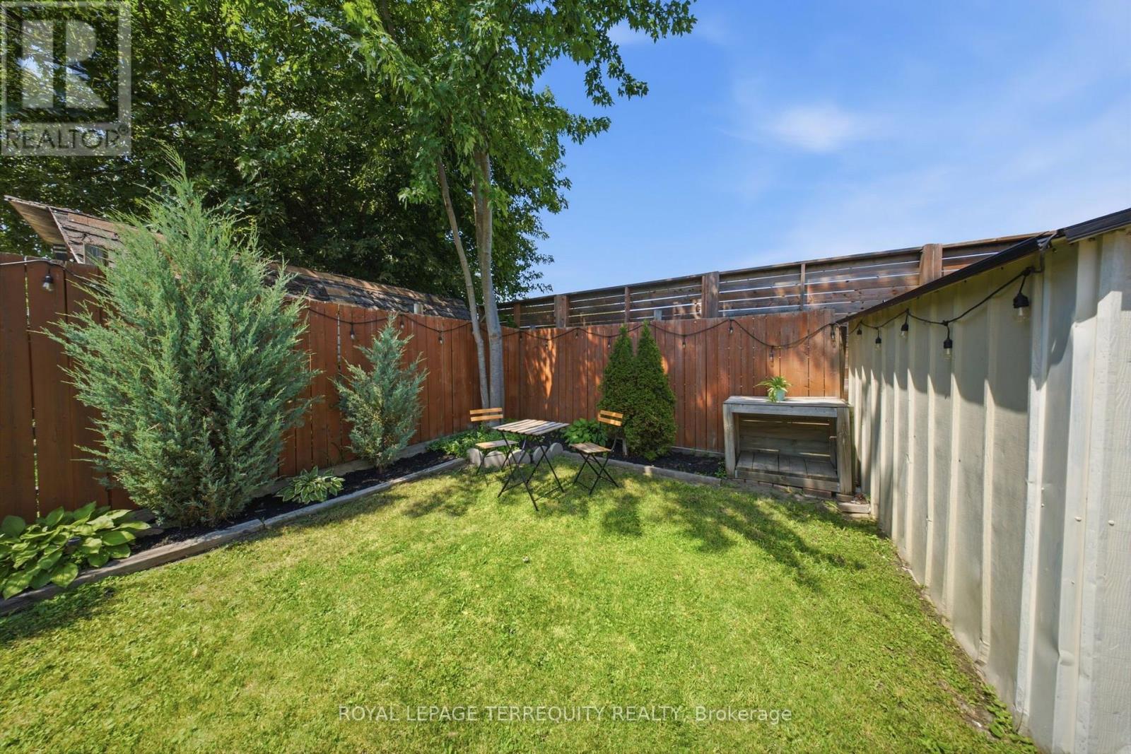 362 Durham Court, Oshawa, Ontario  L1J 1W9 - Photo 37 - E13670344