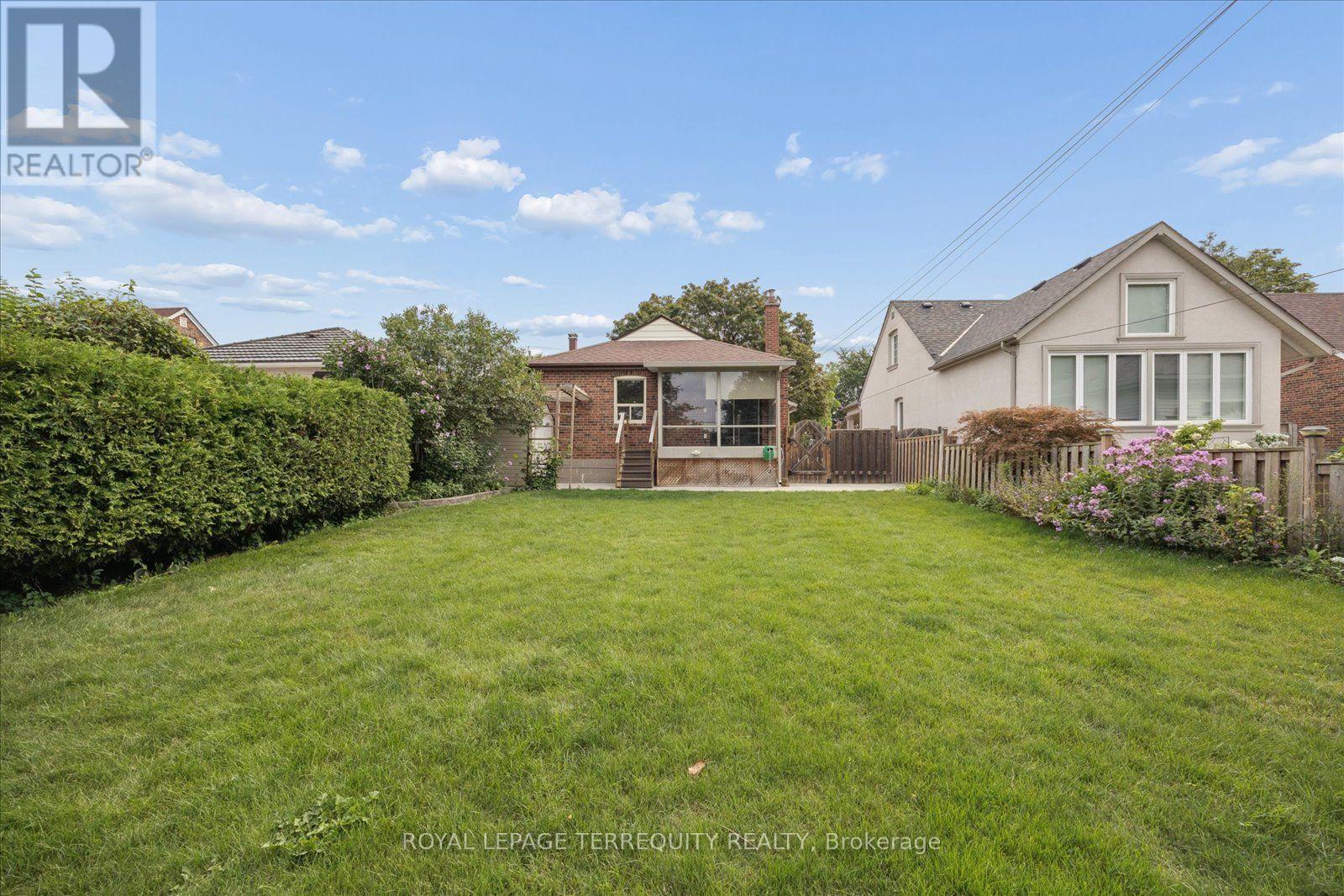 120 Ellington Drive, Toronto, Ontario  M1R 3Y3 - Photo 35 - E13670288