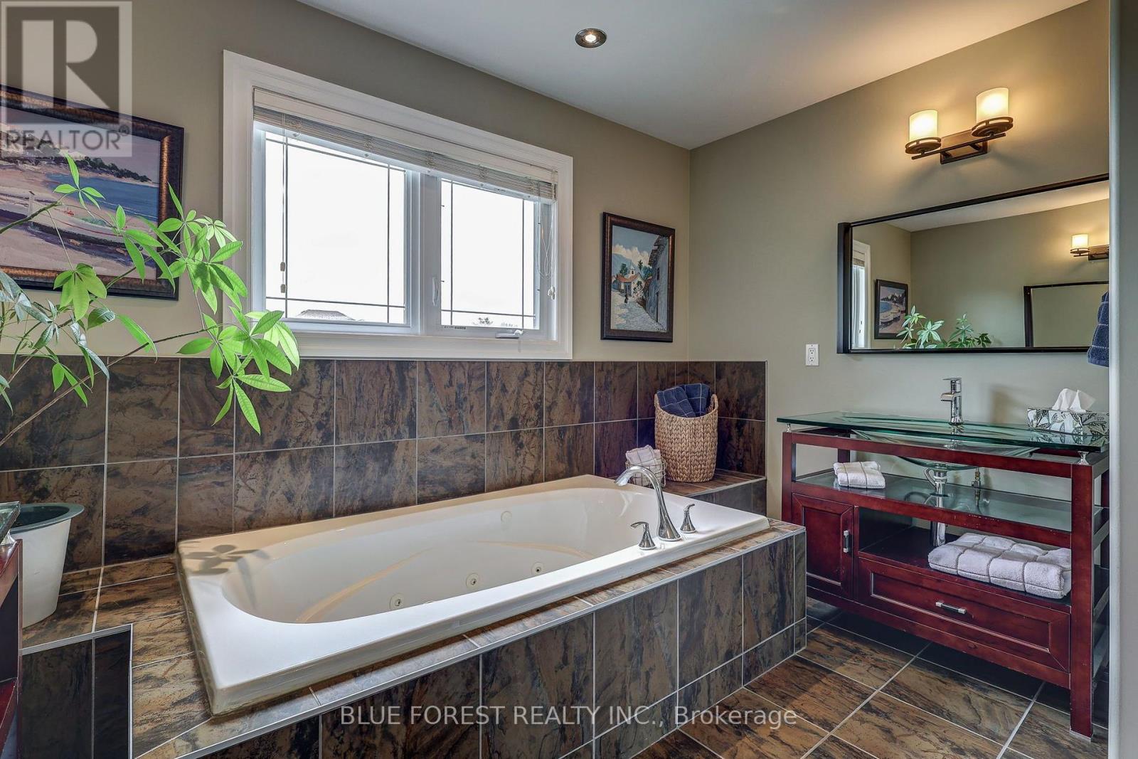 2058 Westpoint Heights, London South, Ontario  N6P 0A3 - Photo 36 - X13670268