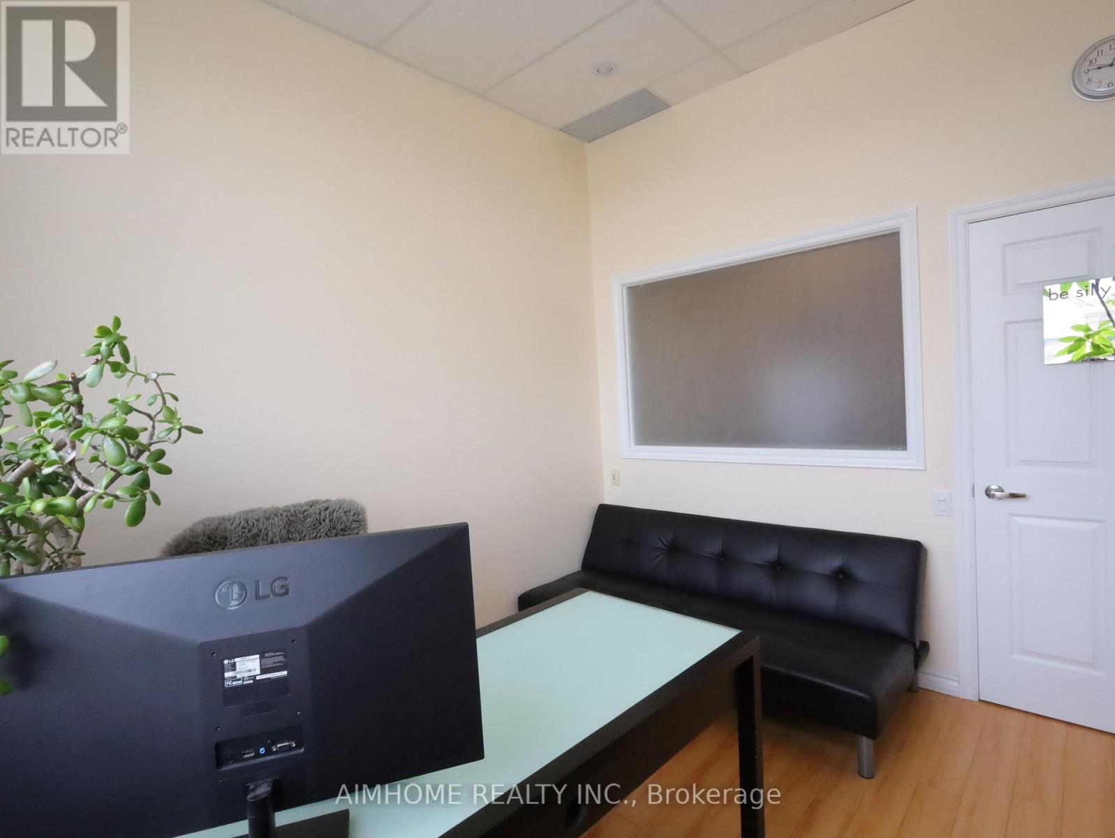 226 - 8787 Woodbine Avenue, Markham, Ontario  L3R 9S2 - Photo 5 - N13670236