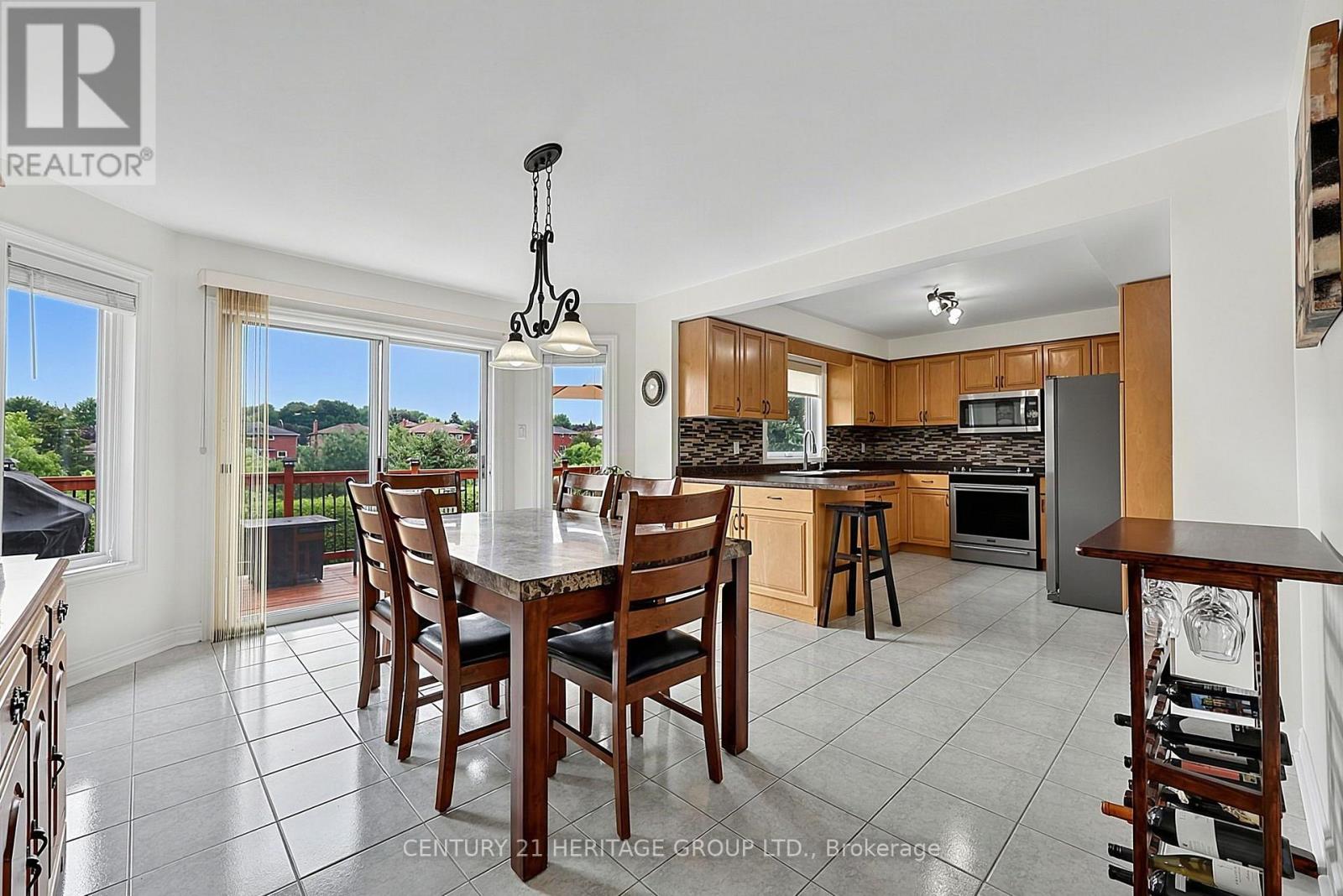 23 Parkside Court, Bradford West Gwillimbury, Ontario  L3Z 2Z9 - Photo 7 - N13670258