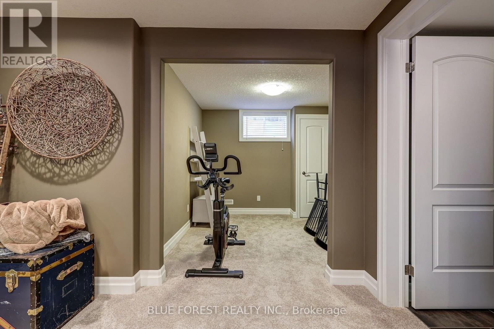 2058 Westpoint Heights, London South, Ontario  N6P 0A3 - Photo 45 - X13670268