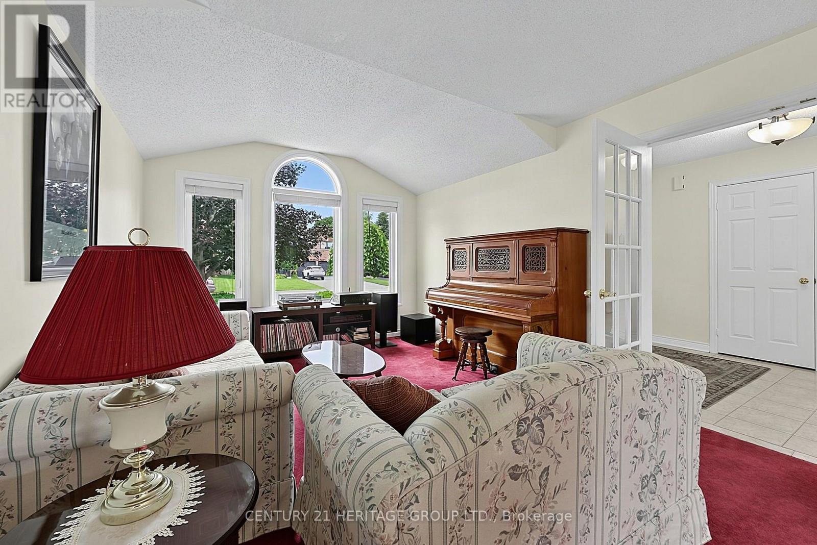 23 Parkside Court, Bradford West Gwillimbury, Ontario  L3Z 2Z9 - Photo 17 - N13670258