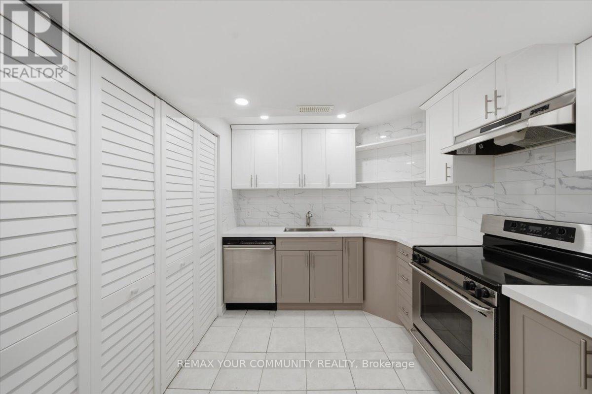 Lower - 2 Hollywood Hill Circle, Vaughan, Ontario  L4H 2P7 - Photo 9 - N13670262