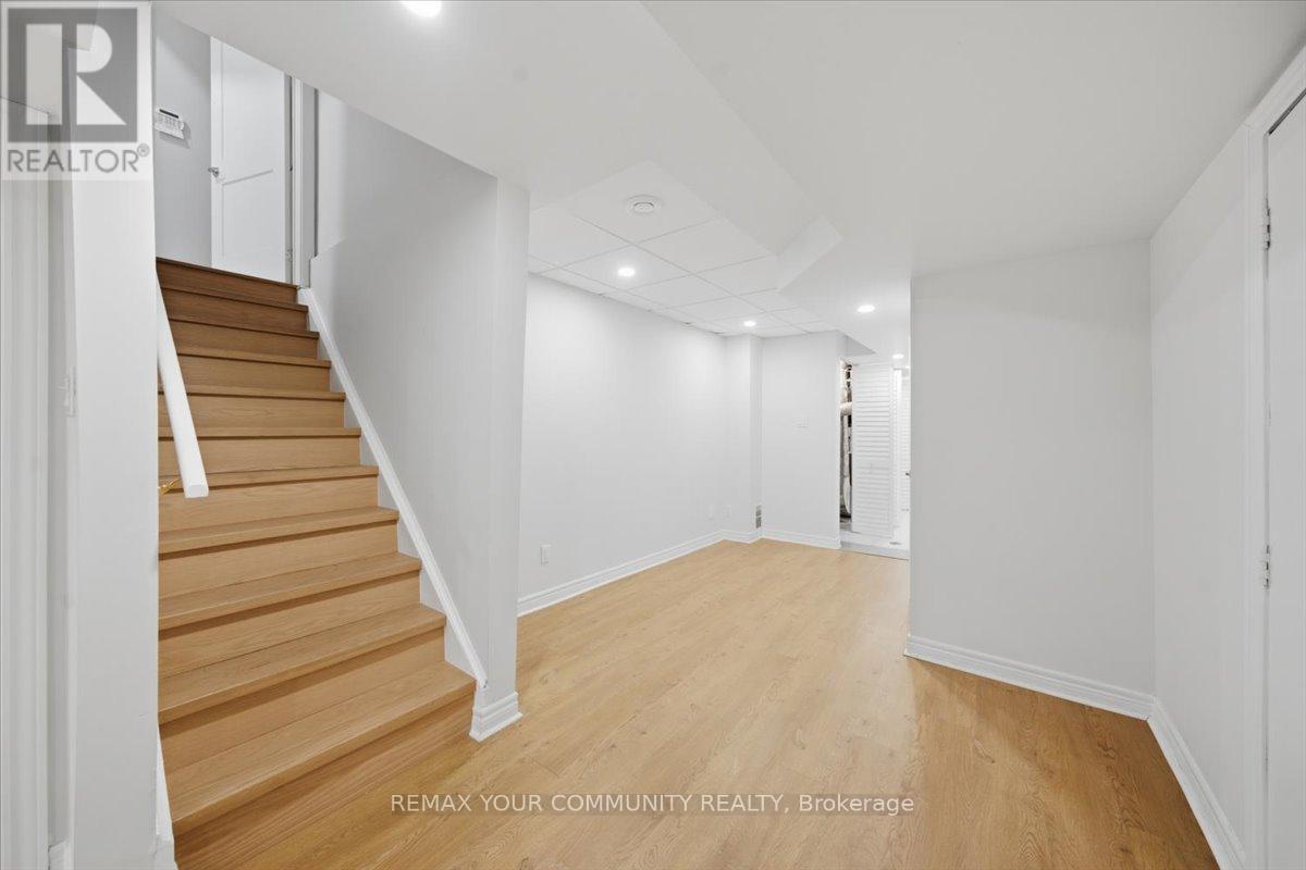 Lower - 2 Hollywood Hill Circle, Vaughan, Ontario  L4H 2P7 - Photo 5 - N13670262