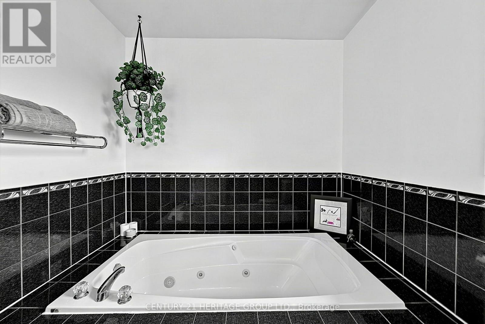 23 Parkside Court, Bradford West Gwillimbury, Ontario  L3Z 2Z9 - Photo 31 - N13670258