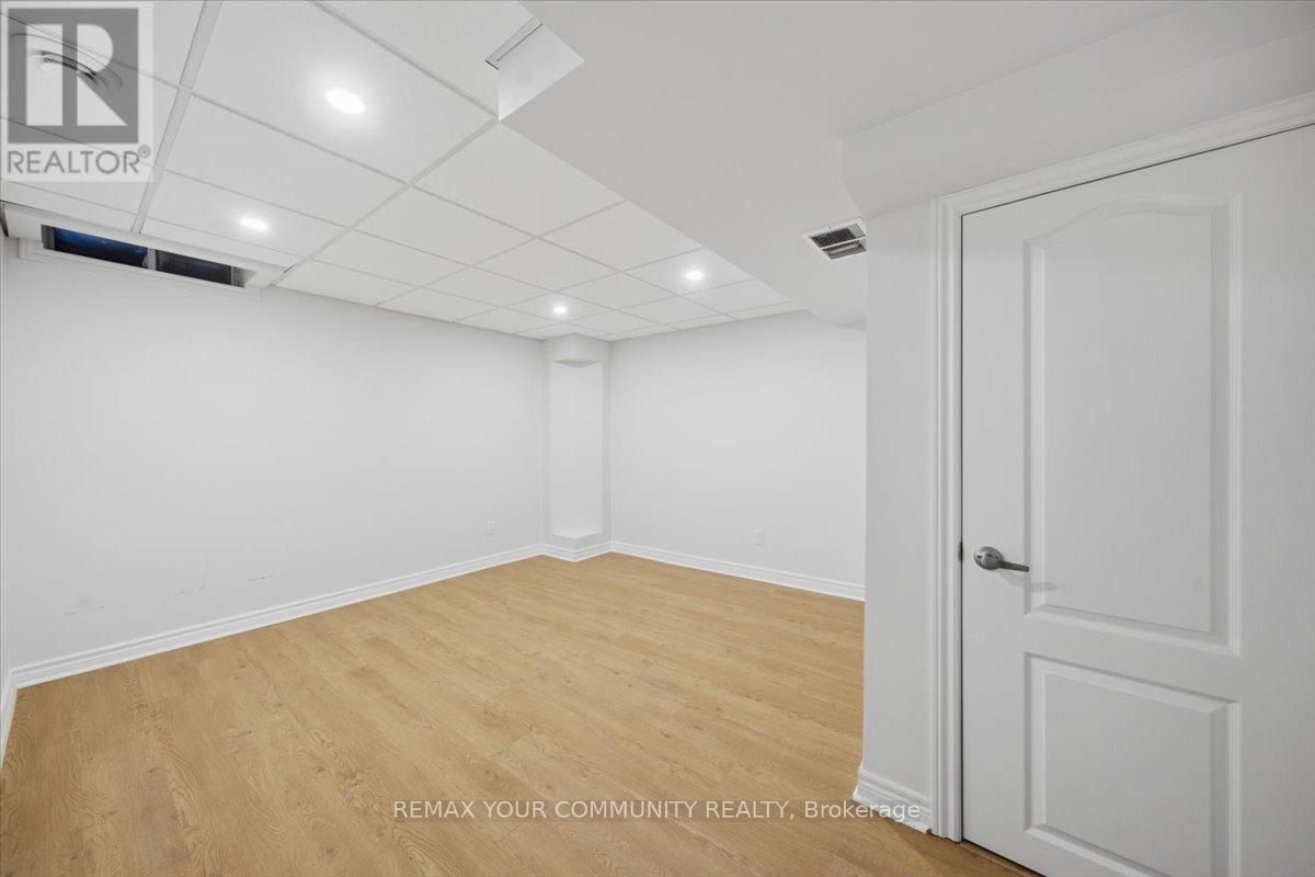 Lower - 2 Hollywood Hill Circle, Vaughan, Ontario  L4H 2P7 - Photo 13 - N13670262