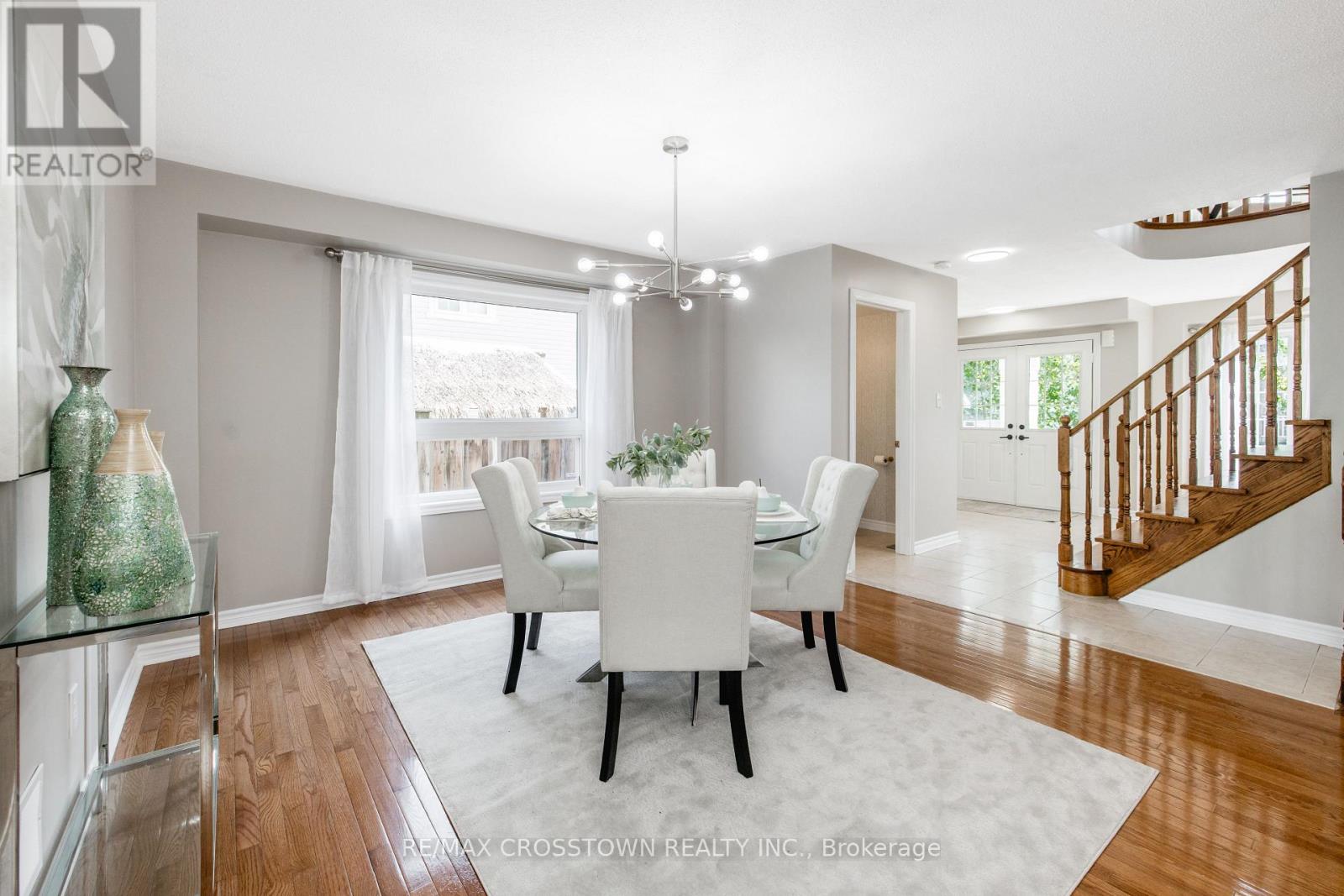 22 Maple Crown Terrace, Barrie, Ontario L4M 7H4 - Photo 8 - S13663730