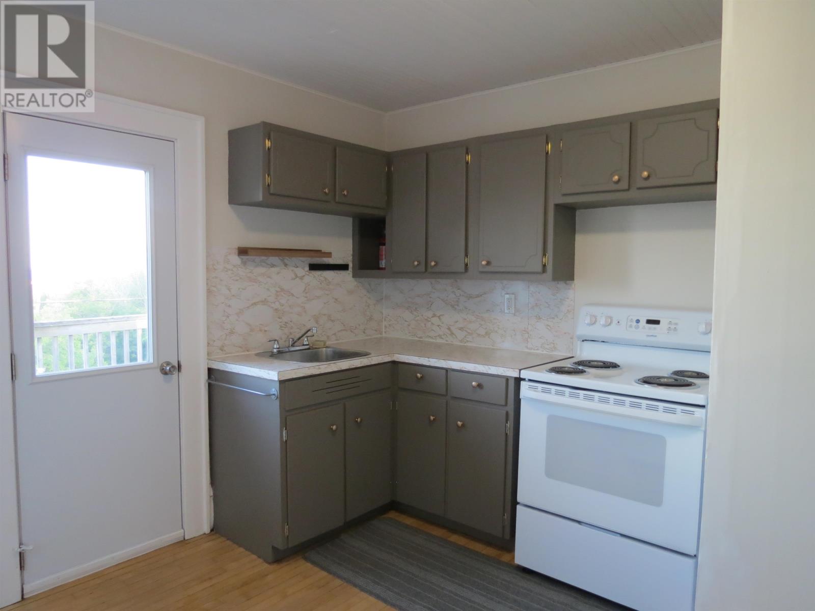 4 Crown St, Thunder Bay, Ontario  P7B 3J6 - Photo 29 - TB2602334