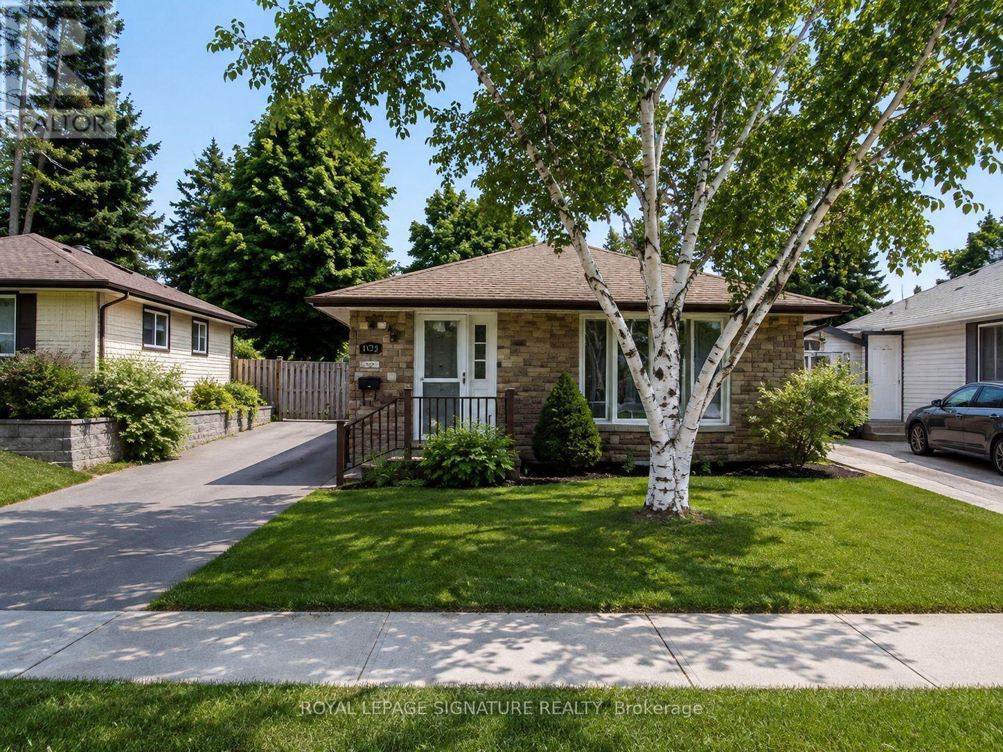 1133 Norman Crescent, Oshawa, Ontario  L1H 7W9 - Photo 3 - E13666670