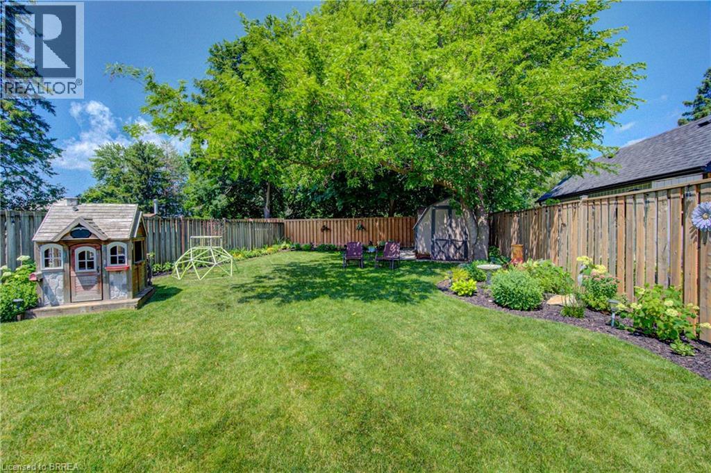 106 Sydenham Street, Brantford, Ontario  N3R 3Y6 - Photo 33 - 40848221