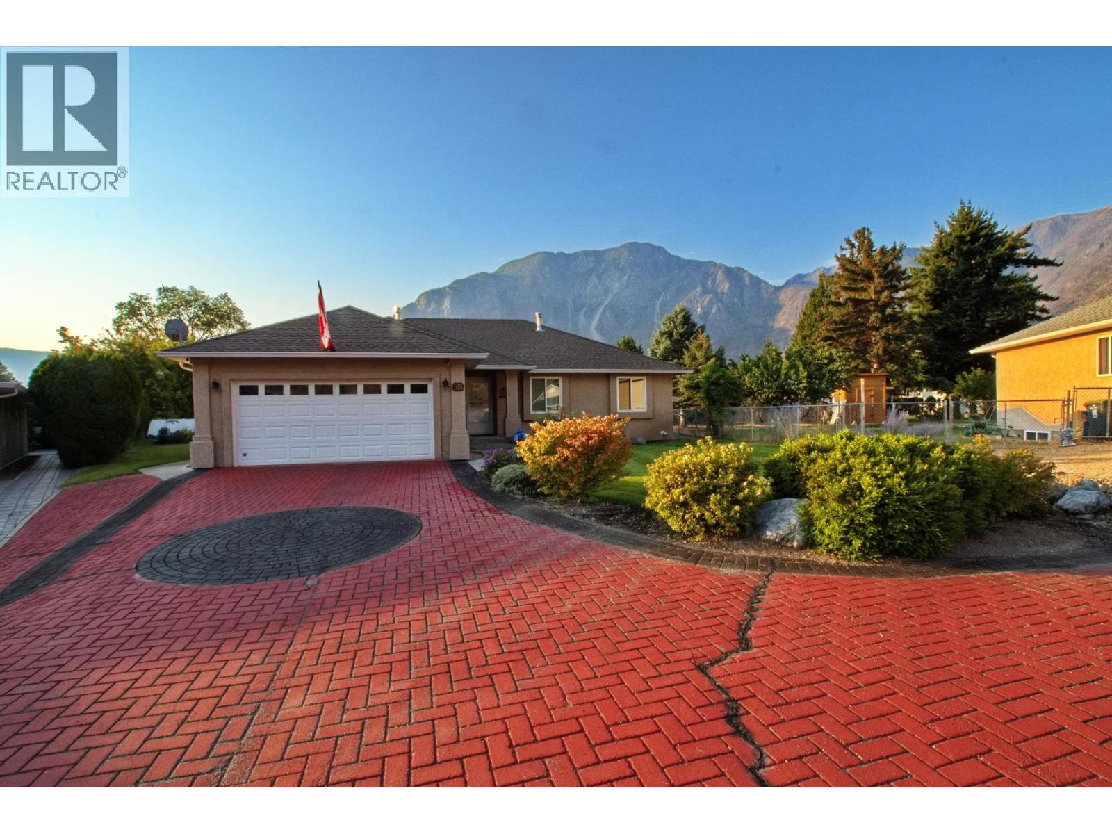515 Vanderlinde Drive, Keremeos, British Columbia