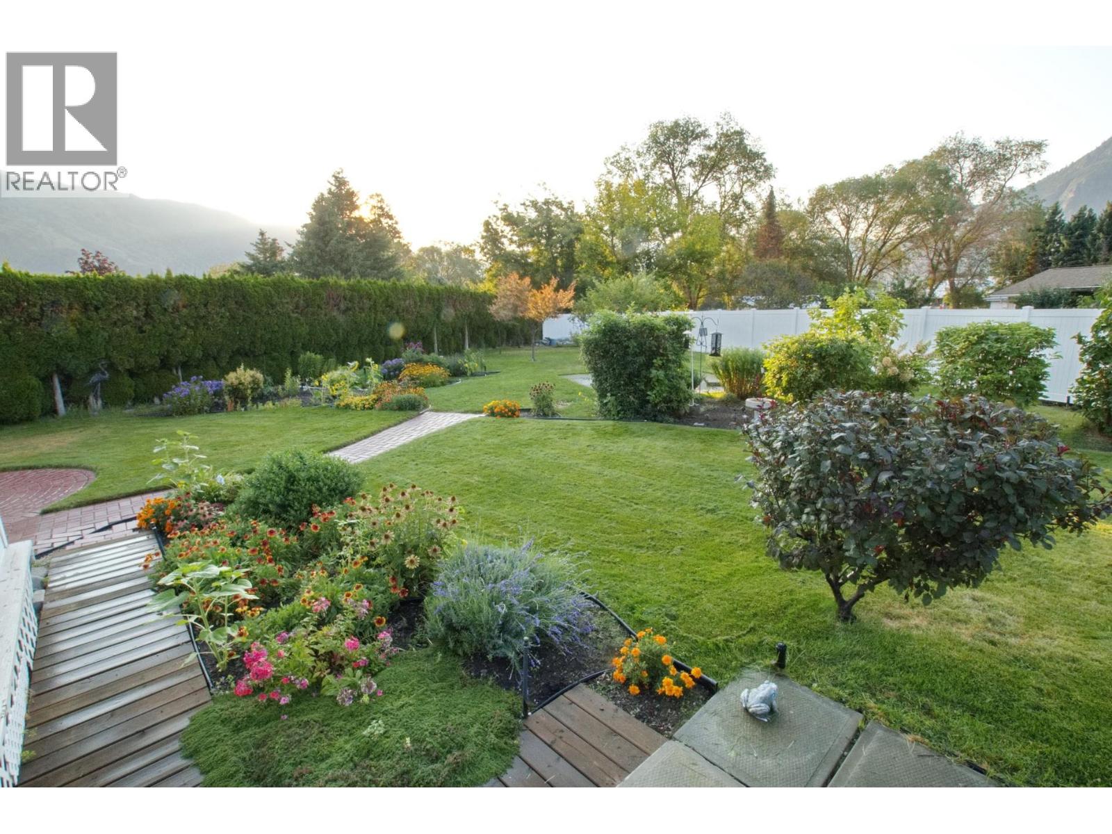 515 Vanderlinde Drive, Keremeos, British Columbia  V0X 1N2 - Photo 43 - 10361472