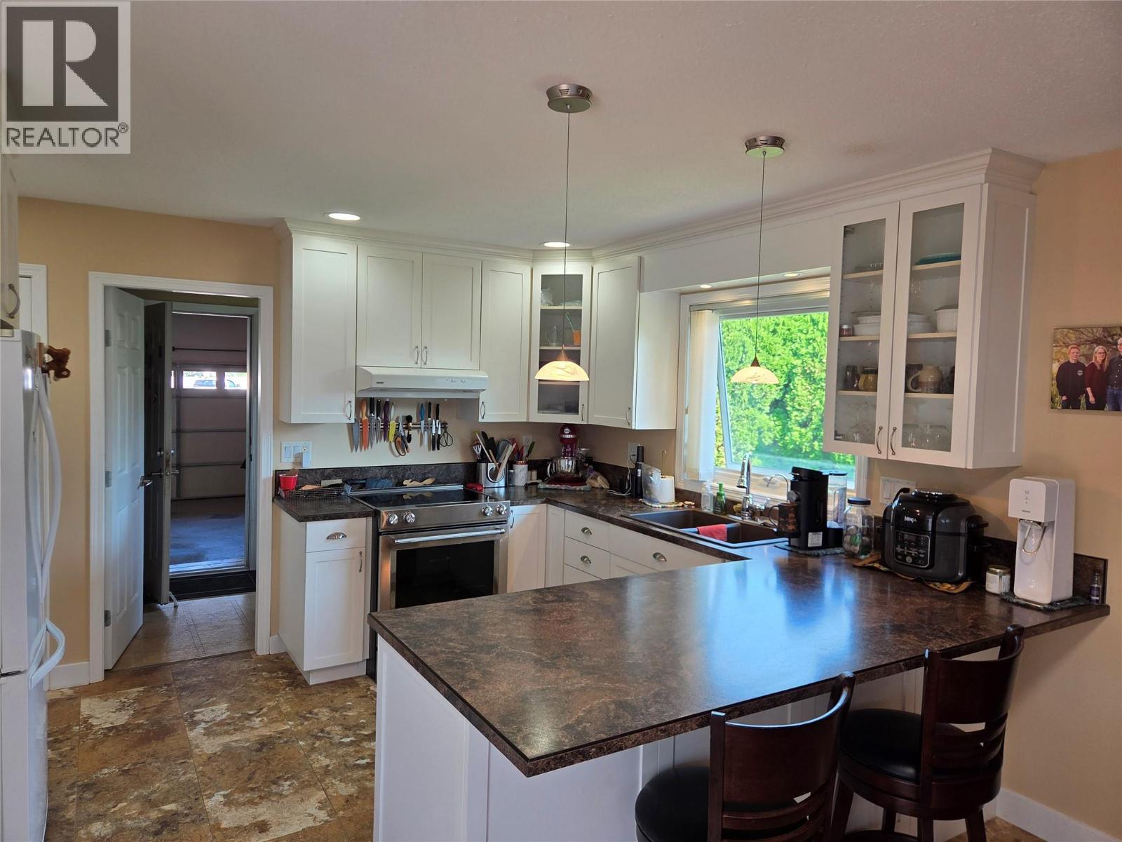 515 Vanderlinde Drive, Keremeos, British Columbia  V0X 1N2 - Photo 6 - 10361472
