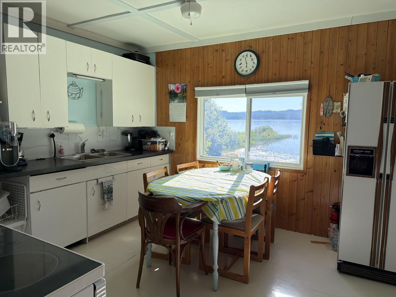 319 Sunset Beach Road, Fort Fraser, British Columbia  V0J 1N0 - Photo 21 - R3147647