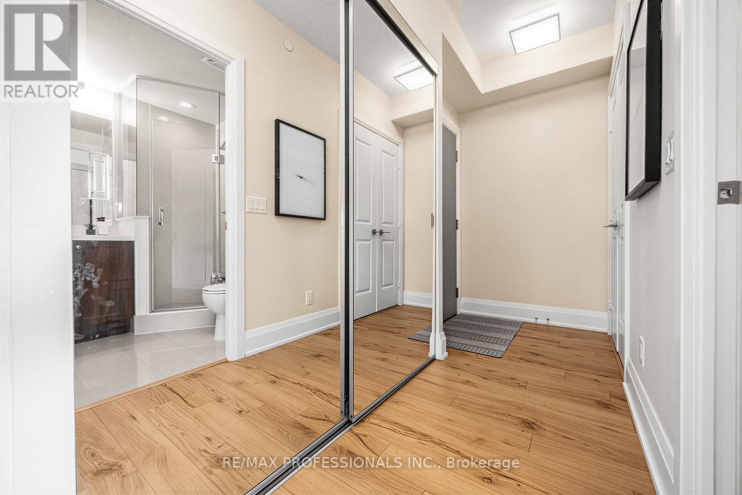 417 - 2 Old Mill Drive, Toronto, Ontario  M6S 0A2 - Photo 22 - W13666332
