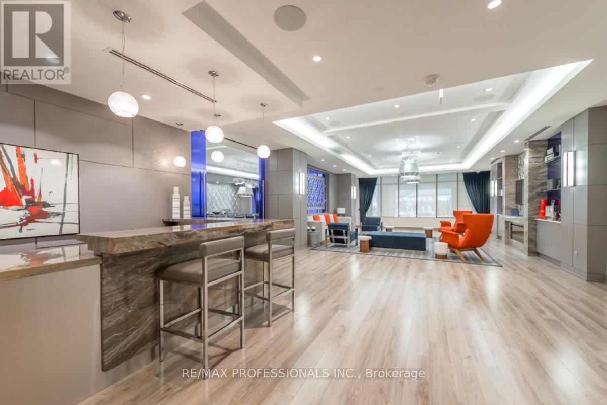 417 - 2 Old Mill Drive, Toronto, Ontario  M6S 0A2 - Photo 37 - W13666332