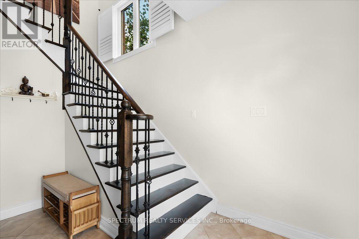 1379 Rolph Terrace, Milton, Ontario  L9T 7E1 - Photo 11 - W13668824
