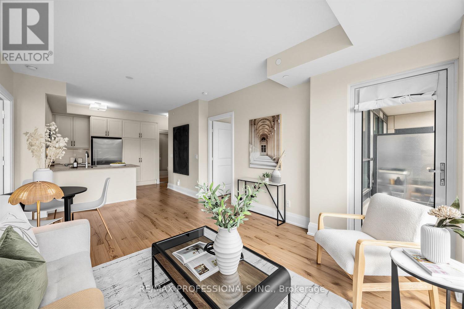 417 - 2 Old Mill Drive, Toronto, Ontario  M6S 0A2 - Photo 8 - W13666332