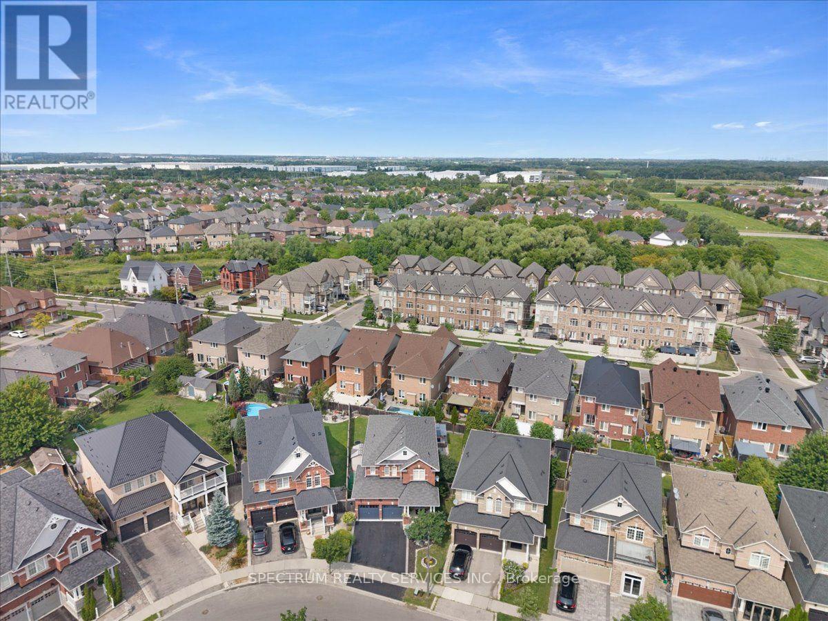 1379 Rolph Terrace, Milton, Ontario  L9T 7E1 - Photo 32 - W13668824
