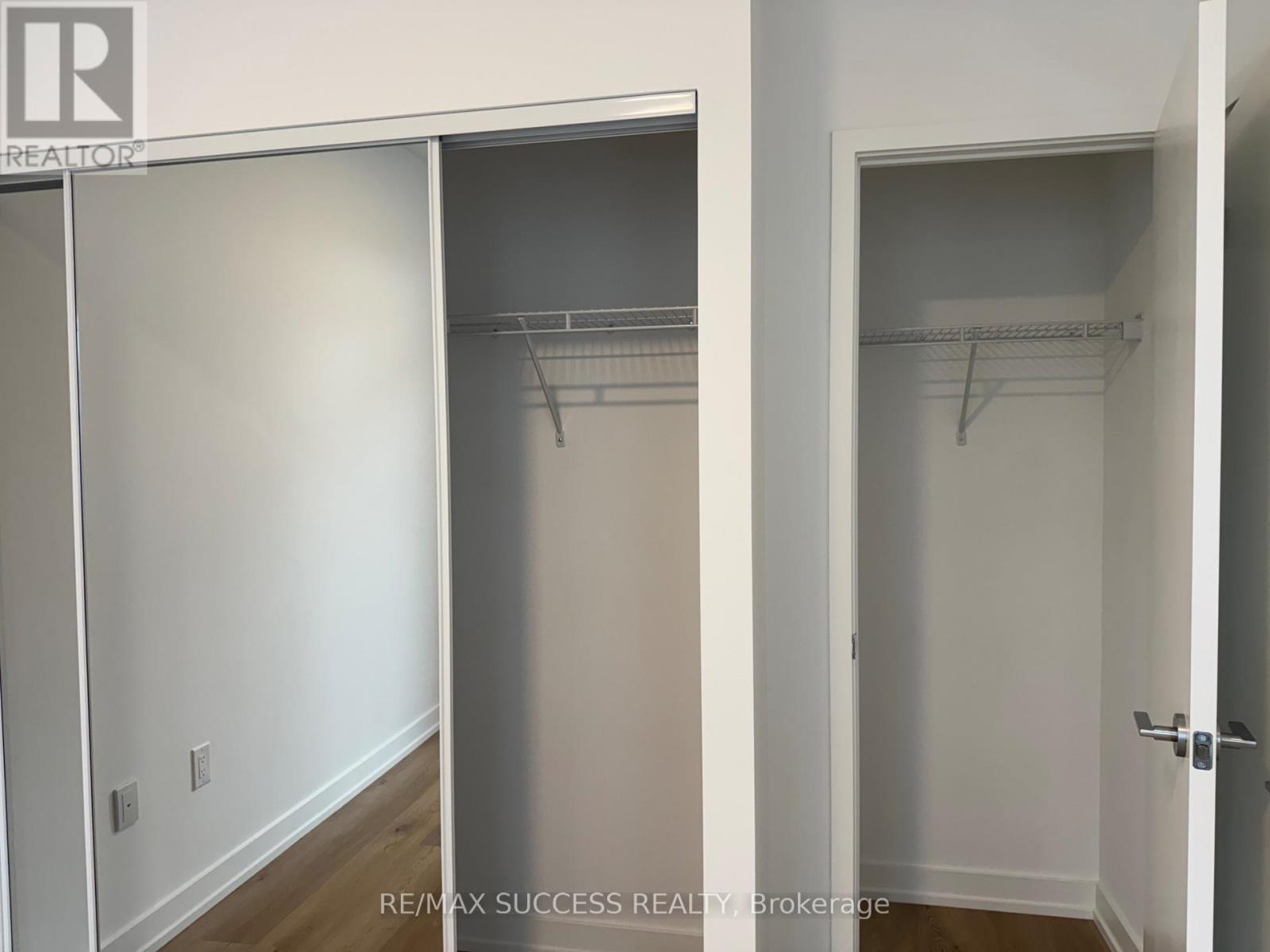1607 - 395 Square One Drive, Mississauga, Ontario  L5B 0P6 - Photo 15 - W13669636