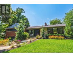 794 FALCON BOULEVARD, Burlington, Ontario