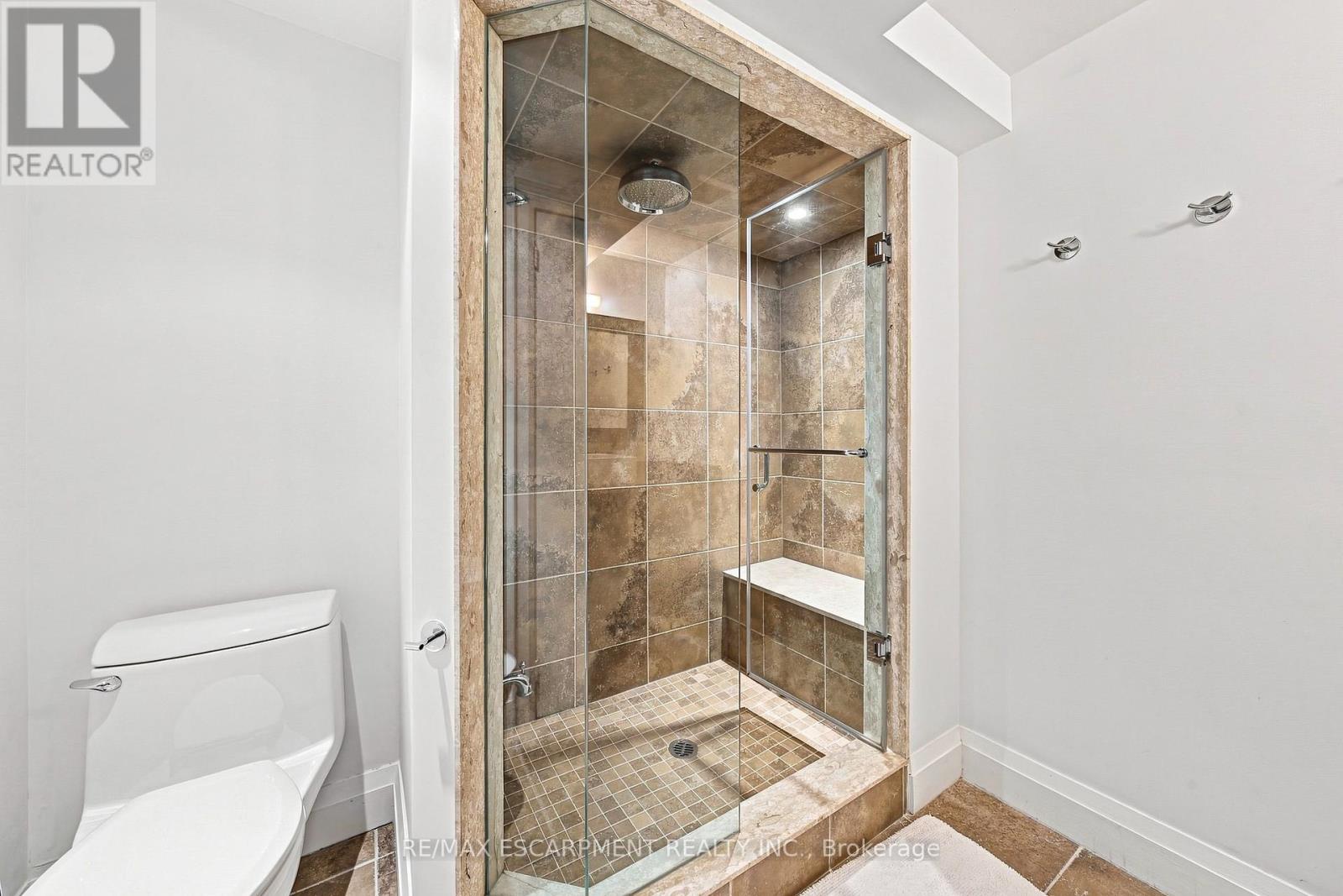 794 Falcon Boulevard, Burlington, Ontario  L7T 3B3 - Photo 32 - W13670022