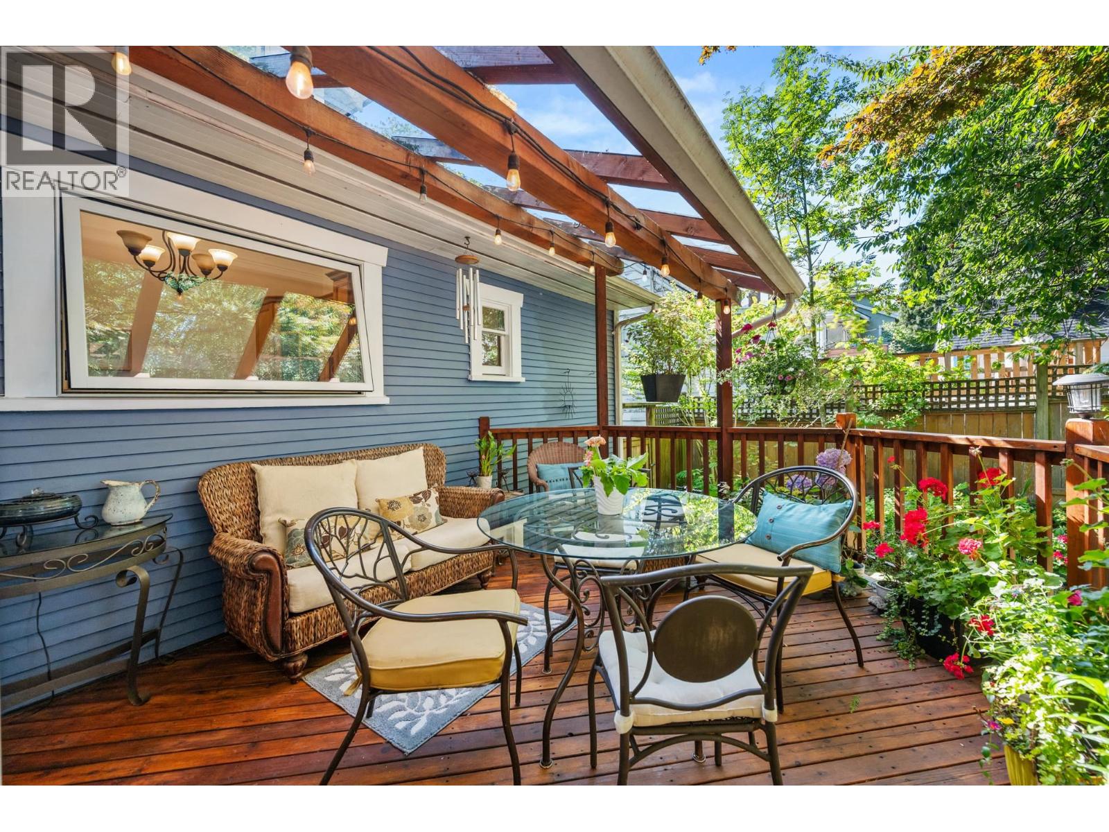 207 Eighth Street, New Westminster, British Columbia  V3M 3P8 - Photo 28 - R3143887