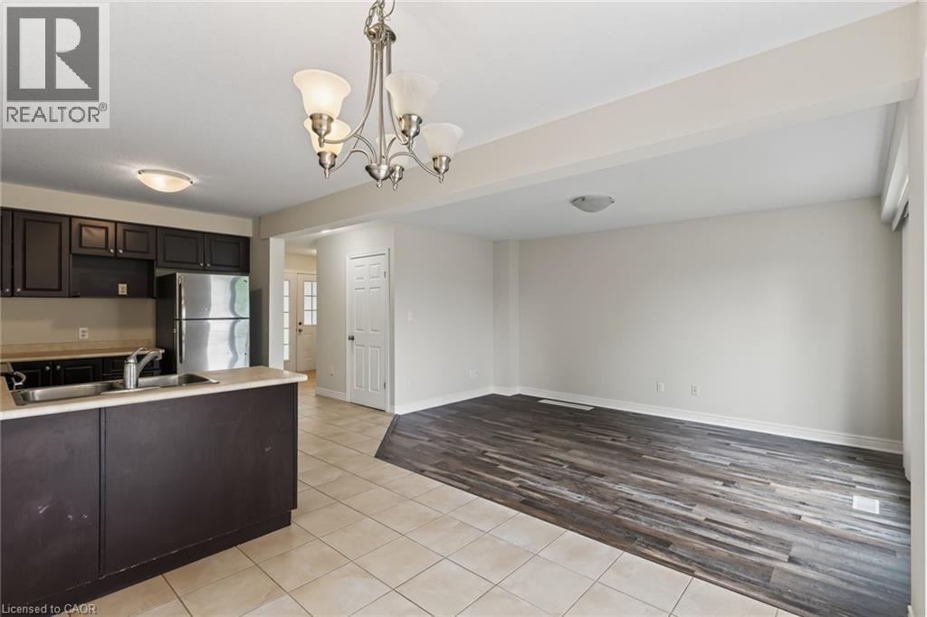 571 Champlain Avenue, Woodstock, Ontario  N4V 0A6 - Photo 13 - 40842673