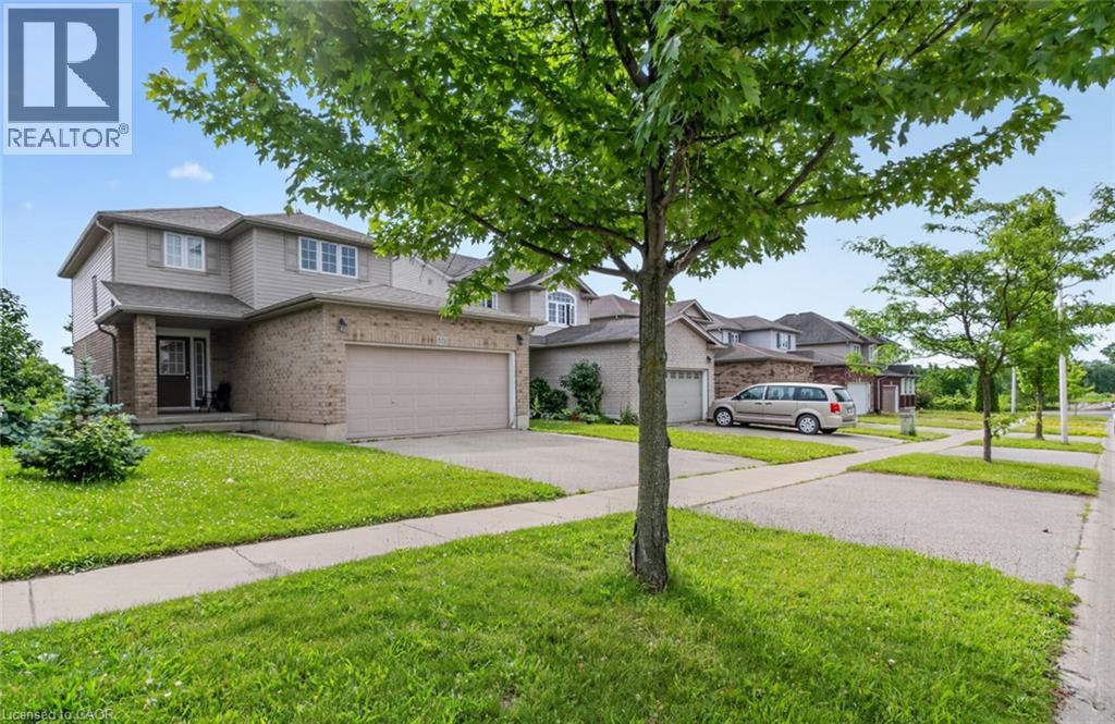 571 CHAMPLAIN Avenue, Woodstock, Ontario