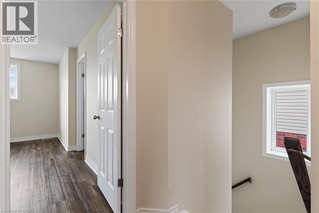 571 Champlain Avenue, Woodstock, Ontario  N4V 0A6 - Photo 15 - 40842673