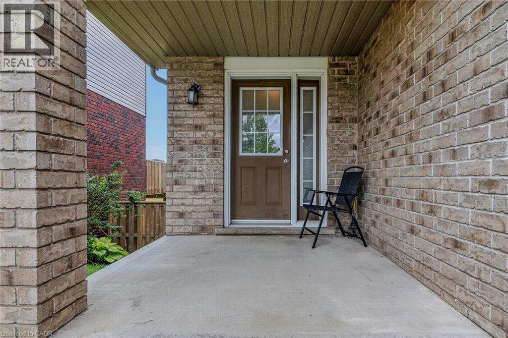 571 Champlain Avenue, Woodstock, Ontario  N4V 0A6 - Photo 3 - 40842673