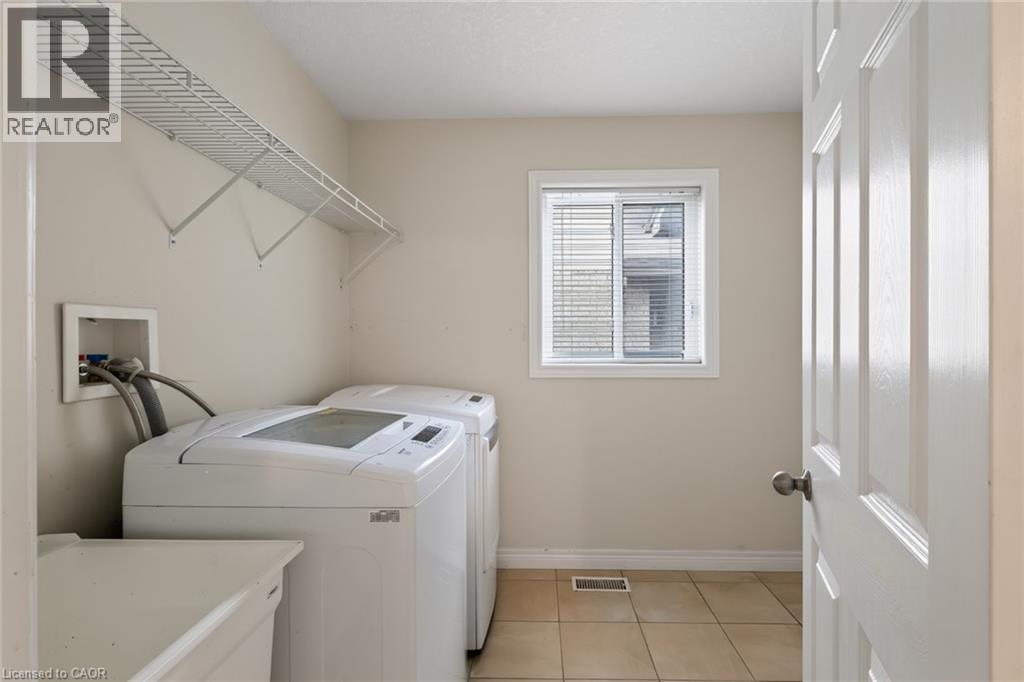571 Champlain Avenue, Woodstock, Ontario  N4V 0A6 - Photo 6 - 40842673