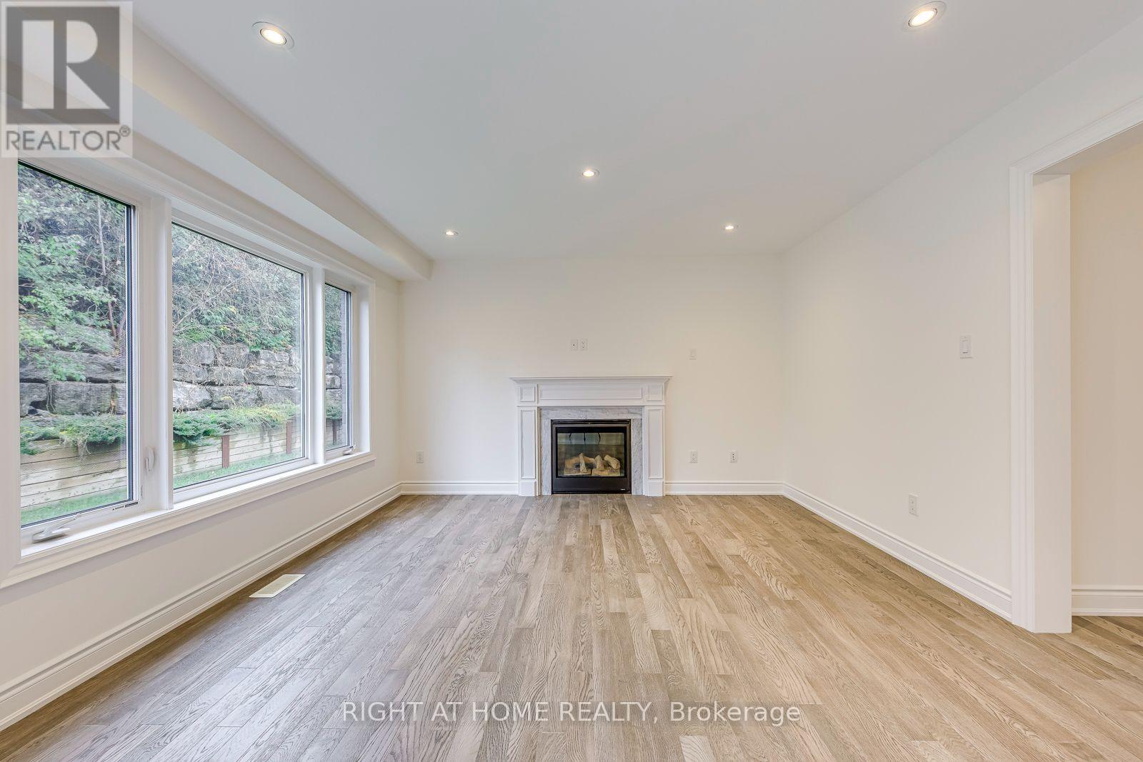 2579 Islington Avenue, Toronto, Ontario  M9V 4A2 - Photo 7 - W13670064
