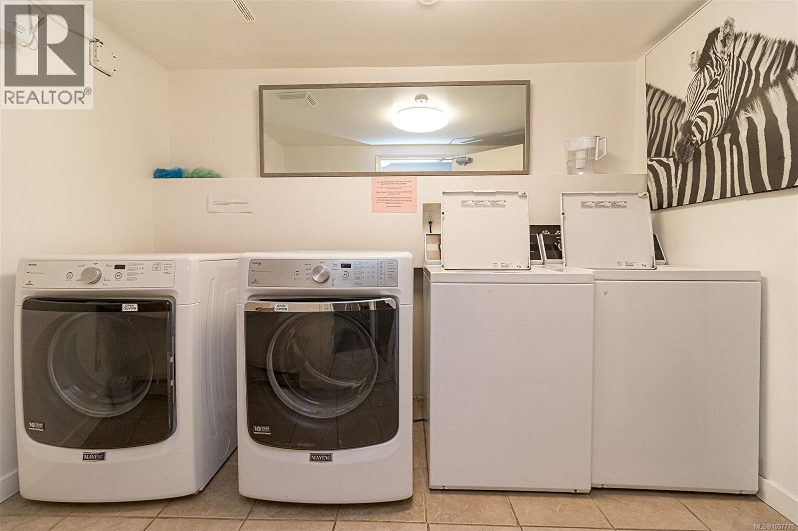 204 605 Cook St, Victoria, British Columbia  V8V 3Y6 - Photo 23 - 1037775