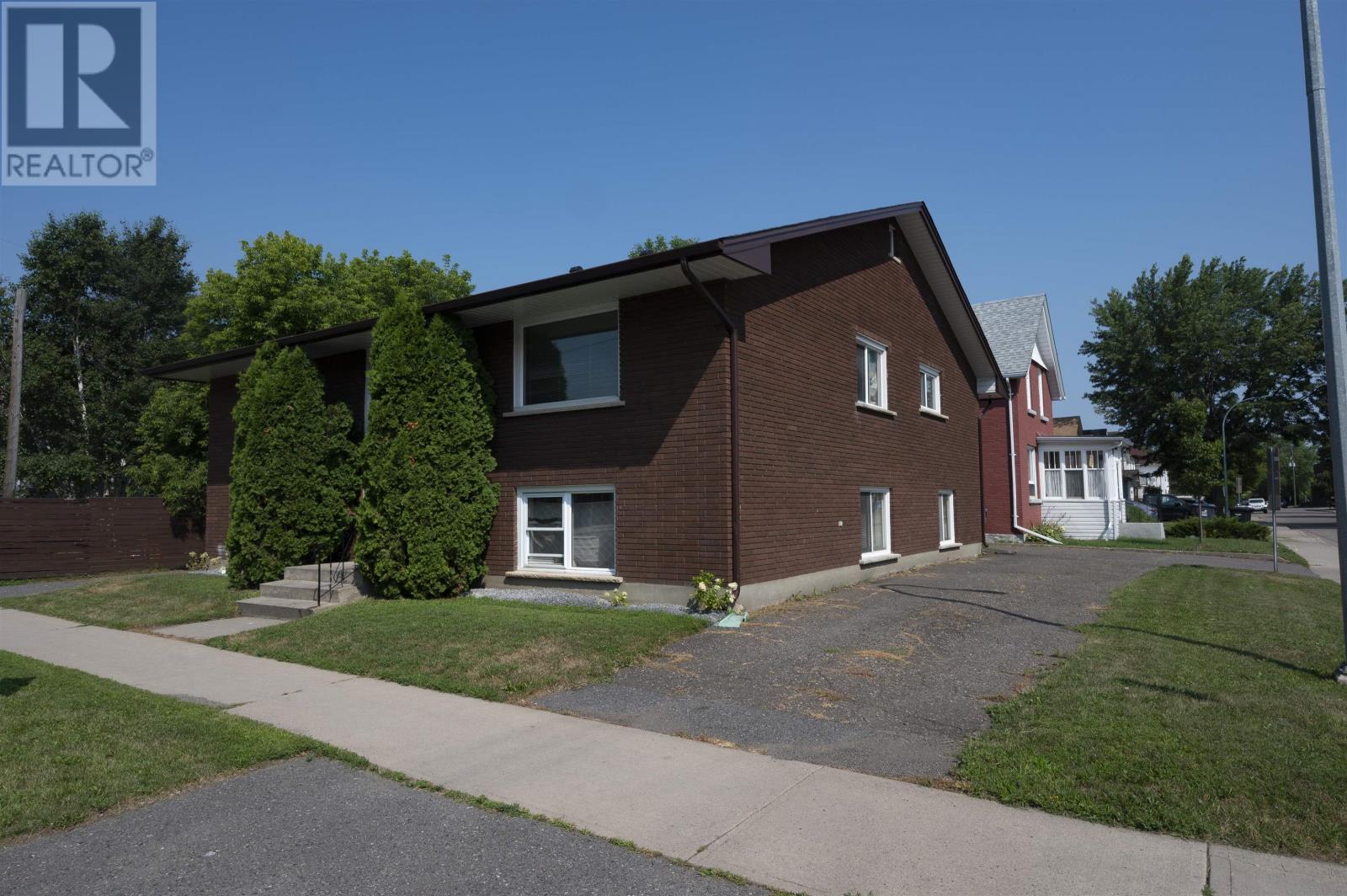 1103 Donald Street East, Thunder Bay, Ontario  P7E 5V9 - Photo 1 - TB2602352